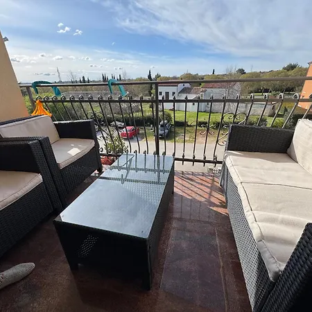 Ante Apartment *