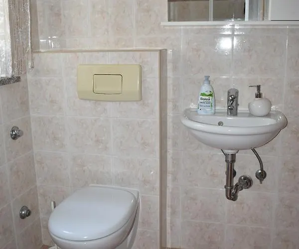 Ante Apartment *