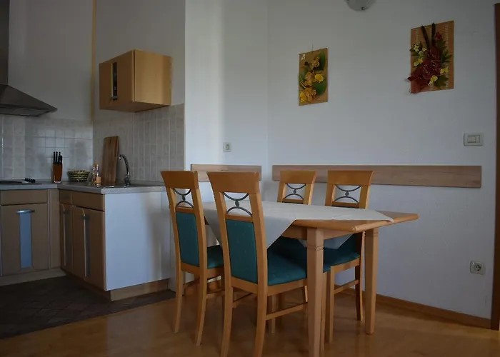 Apartment Ante